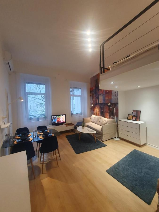 Petofi Apartment With Air Condition Budapesta Exterior foto